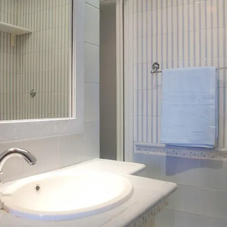 In - Fontana Di Trevi Penthouse Apartament *