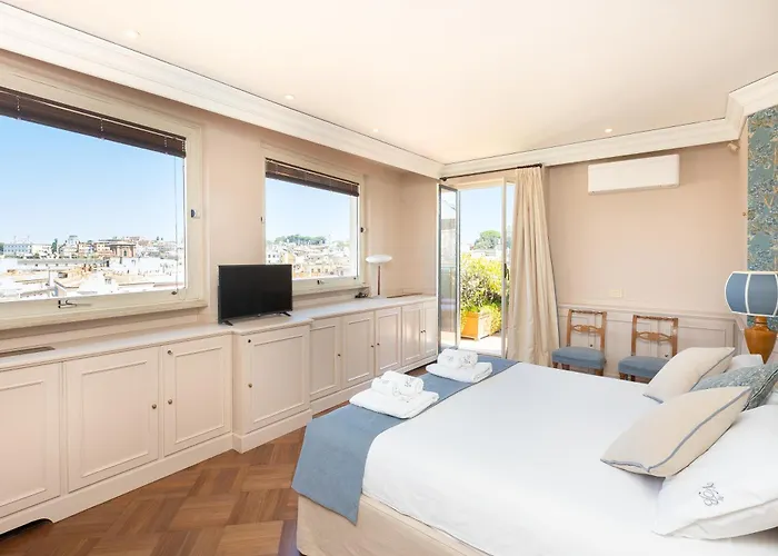 In - Fontana Di Trevi Penthouse *