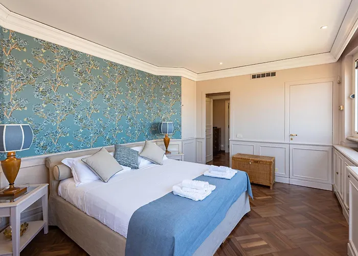 Lejlighed In - Fontana Di Trevi Penthouse Rom