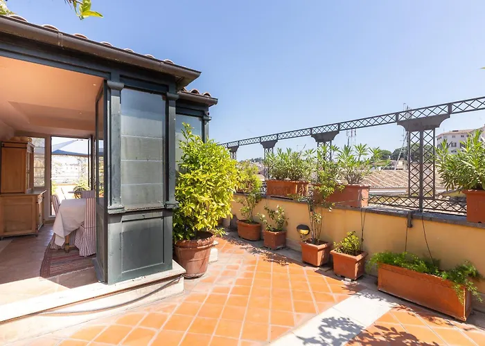 In - Fontana Di Trevi Penthouse Rom