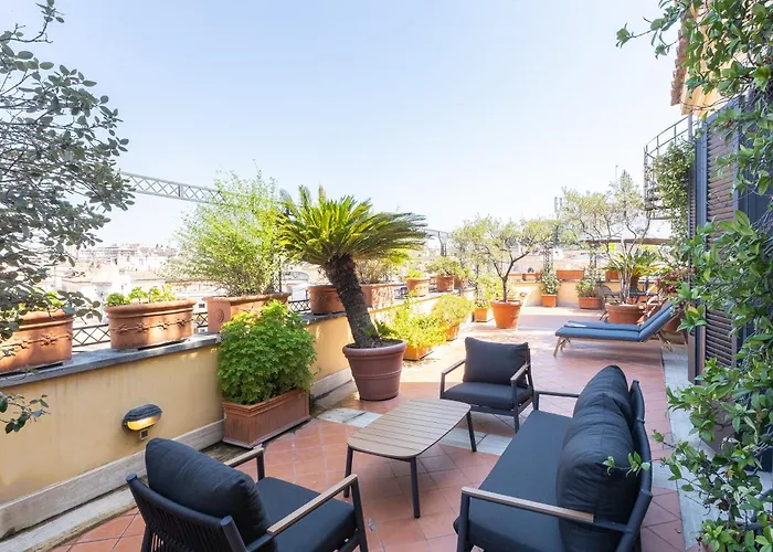 In - Fontana Di Trevi Penthouse Rom