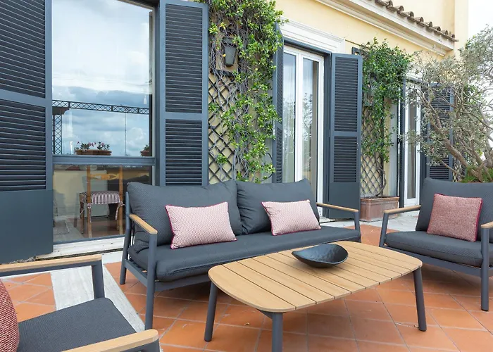 In - Fontana Di Trevi Penthouse Rom