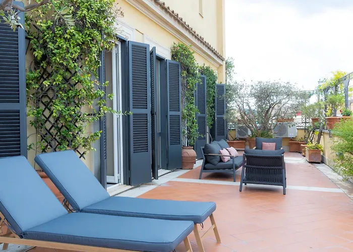 In - Fontana Di Trevi Penthouse